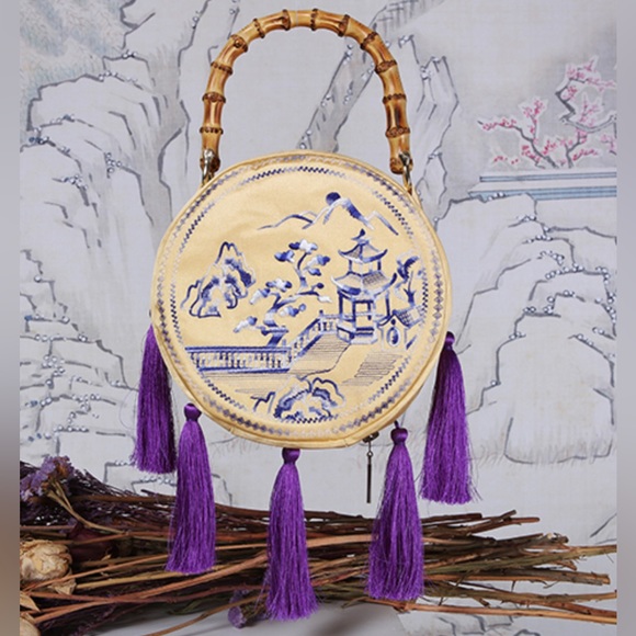 Handbags - Vintage style Chinese embroidery round handbag
